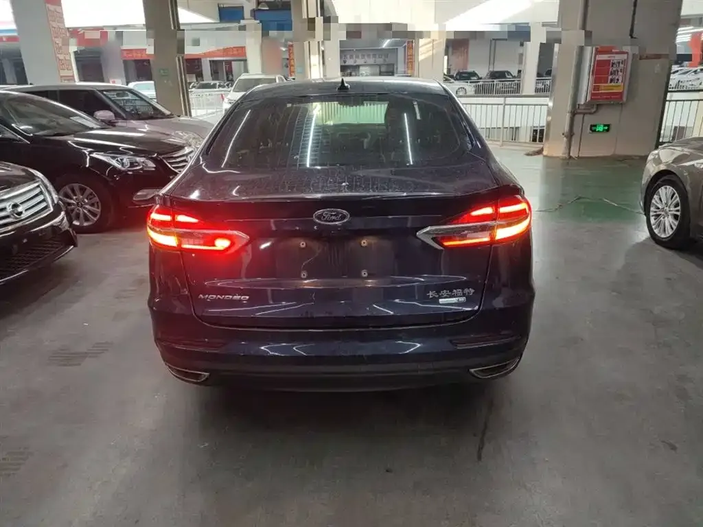 Ford Mondeo 2021 из CN, фото 6