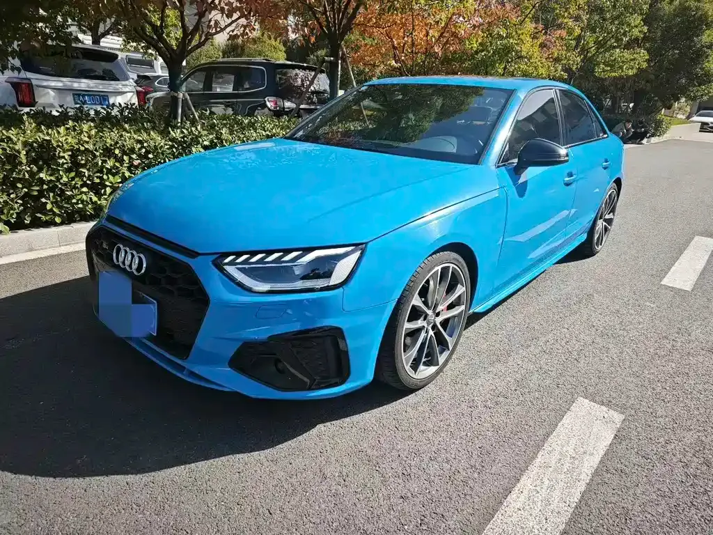 Audi S4
