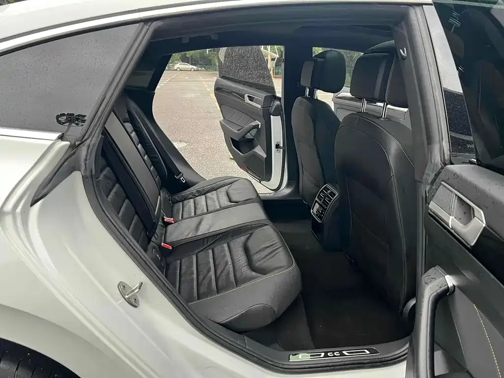 Volkswagen CC 2022 из CN, фото 3