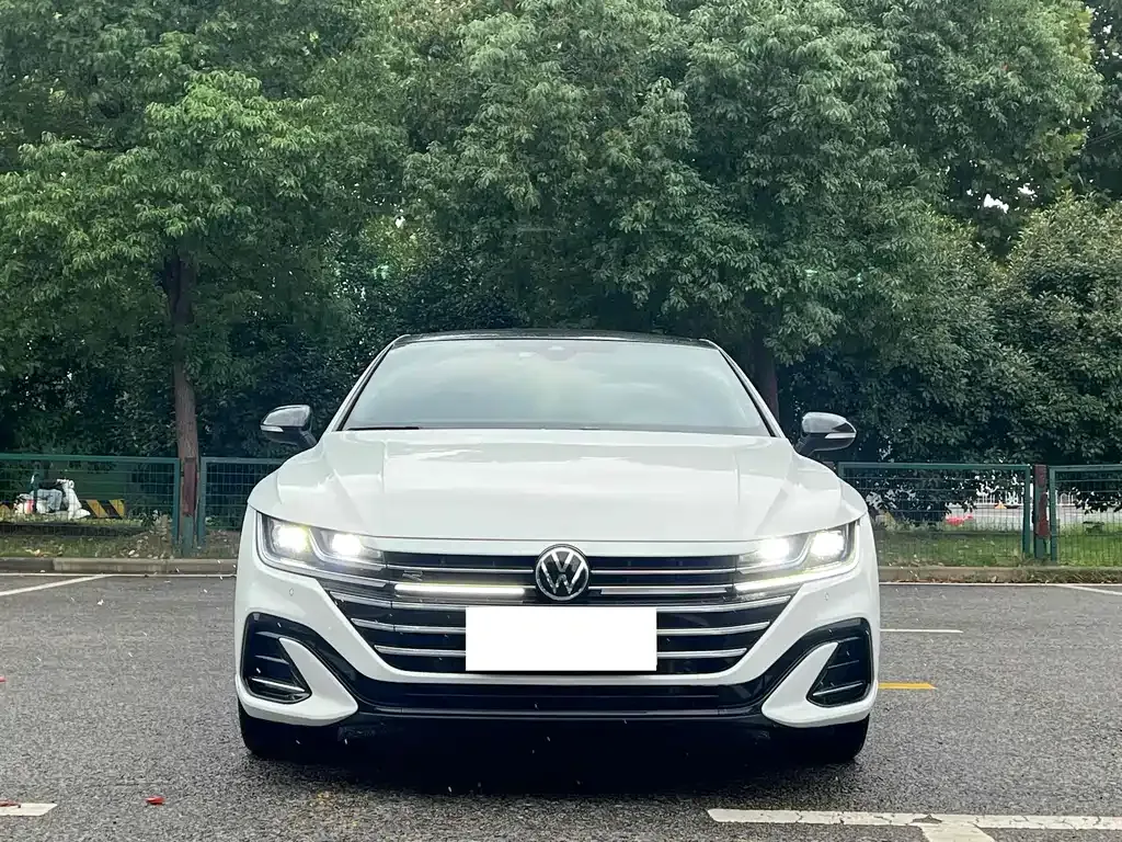 Volkswagen CC 2022 из CN, фото 10