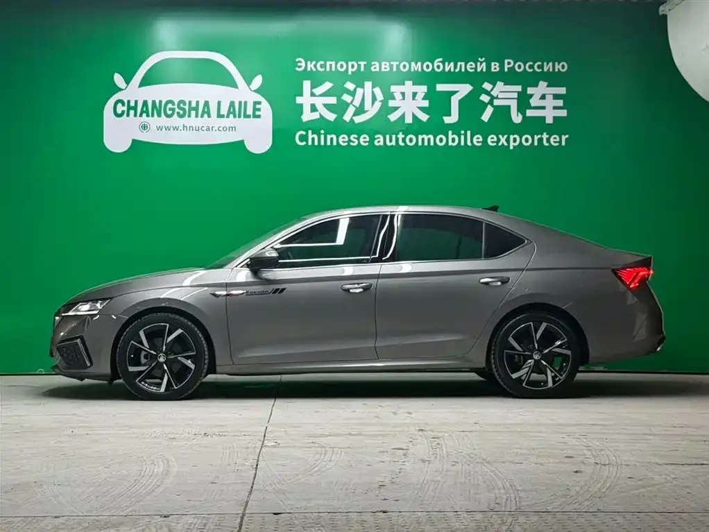 Skoda Octavia 2021 из CN, фото 3