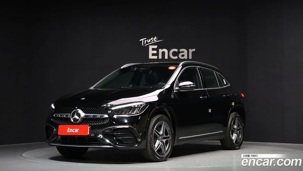 Mercedes-Benz GLA-Class — фото 1