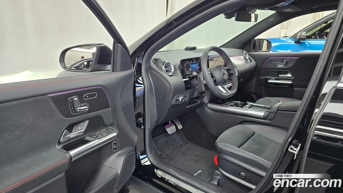Mercedes-Benz GLA-Class — фото 10