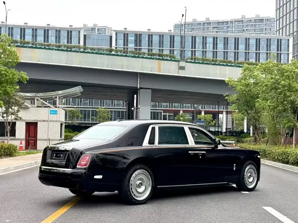 Rolls-Royce Phantom — фото 5