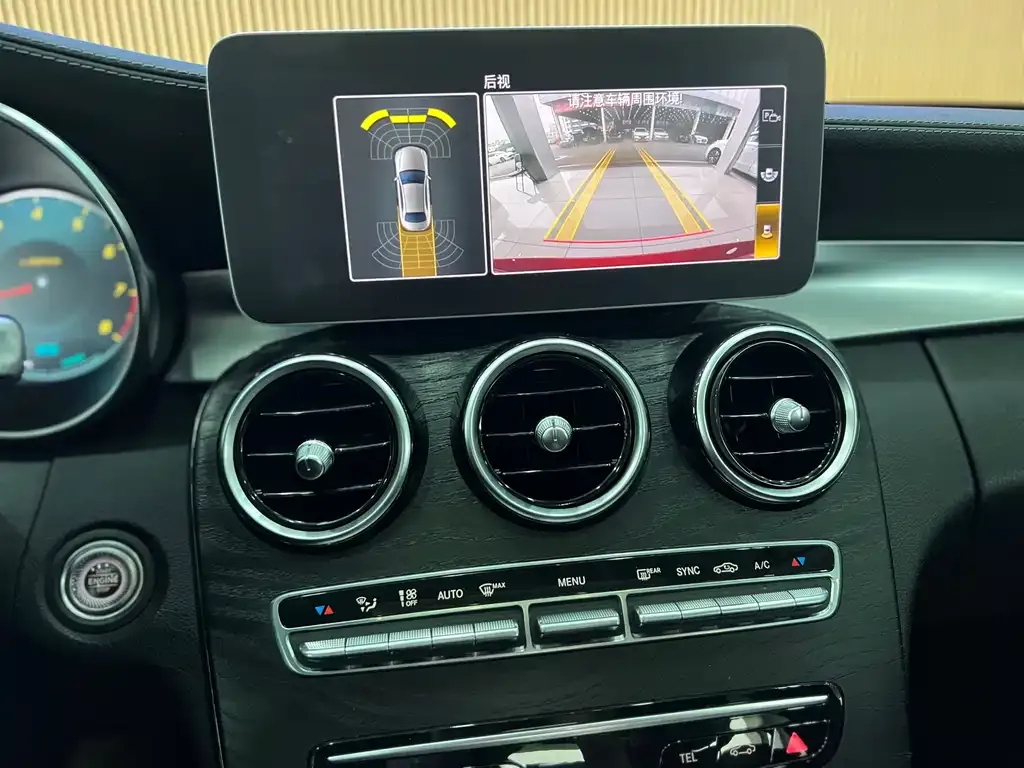Mercedes-Benz C-Class — фото 6