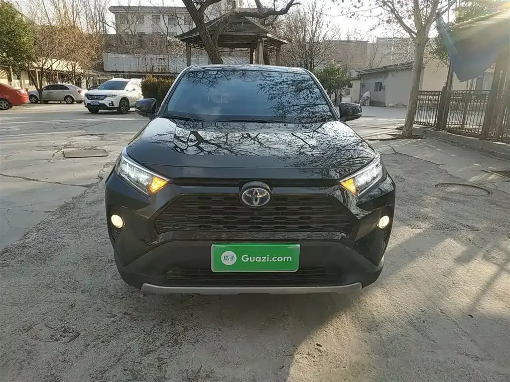 Toyota RAV4 2022 из CN, фото 4