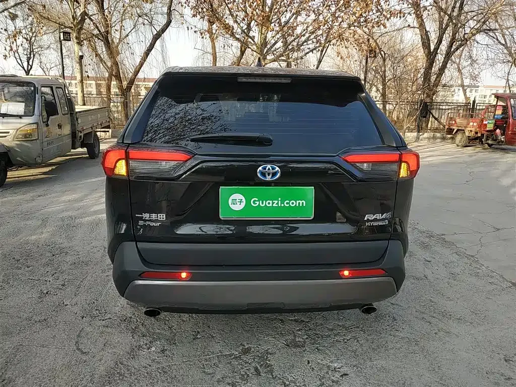 Toyota RAV4 2022 из CN, фото 10