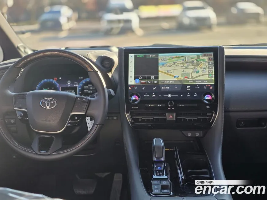 Toyota Alphard — фото 3