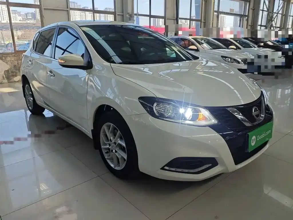 Nissan Tiida 2023 из CN, фото 6