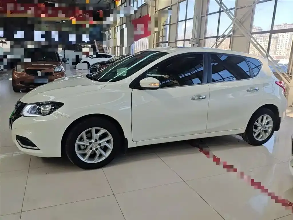 Nissan Tiida 2023 из CN, фото 10