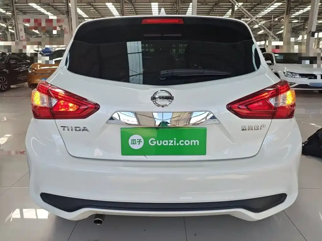 Nissan Tiida 2023 из CN, фото 7