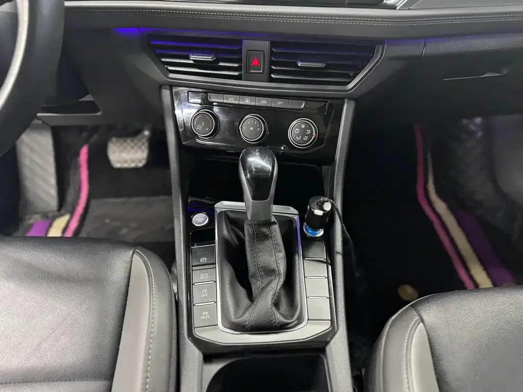 Volkswagen Sagitar 2022 из CN, фото 9