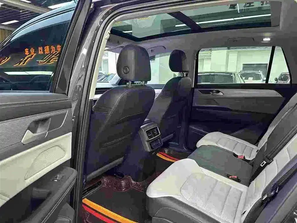 Volkswagen Tavendor 2023 из CN, фото 5