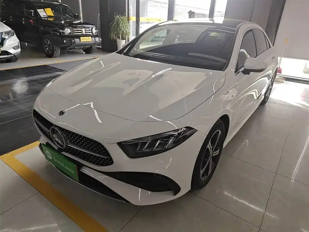 Mercedes-Benz A-Class 2024 из CN, фото 3