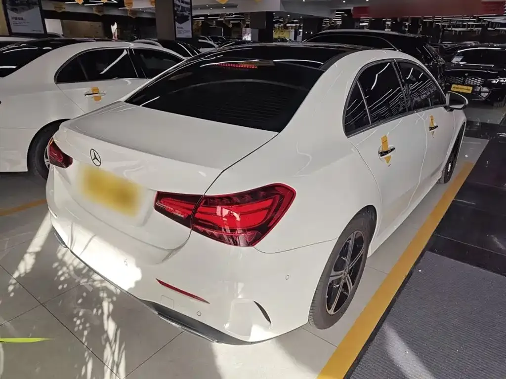 Mercedes-Benz A-Class 2024 из CN, фото 4