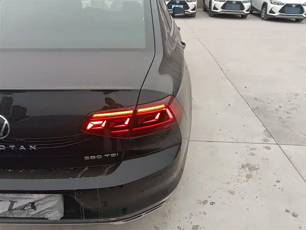 Volkswagen Magotan 2025 из CN, фото 6