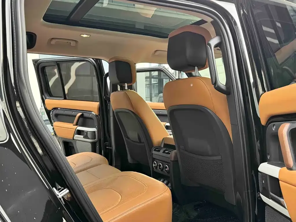 Land Rover Defender 2024 из CN, фото 7