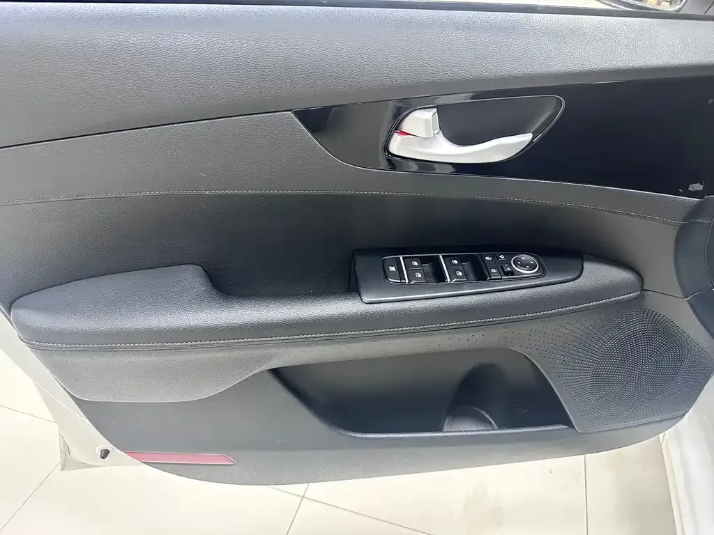 Kia K3 2022 из CN, фото 7