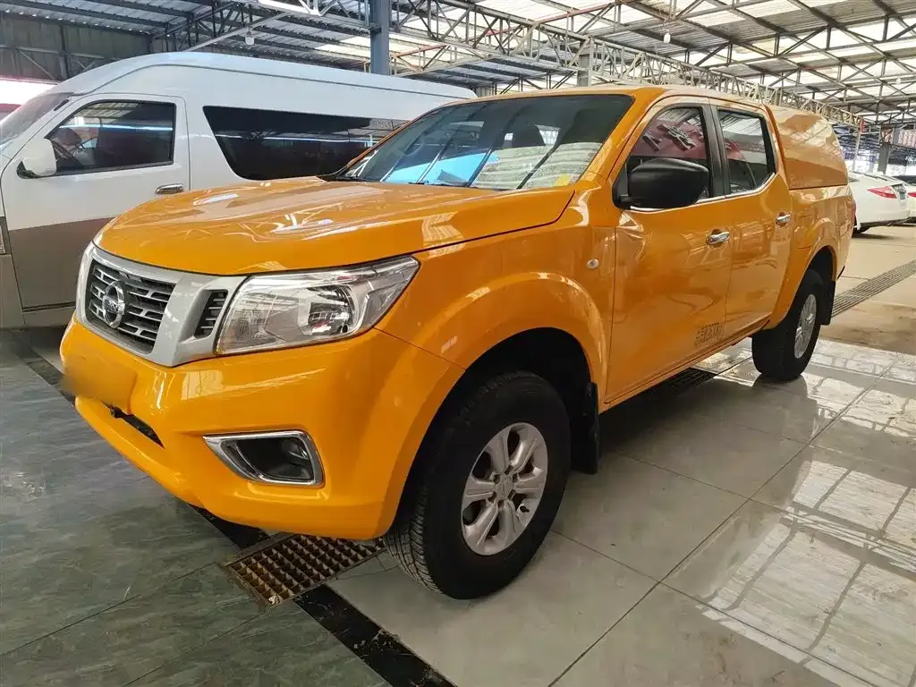 Nissan Navara 2021 из CN, фото 2