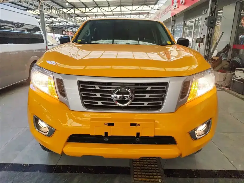 Nissan Navara 2021 из CN, фото 3