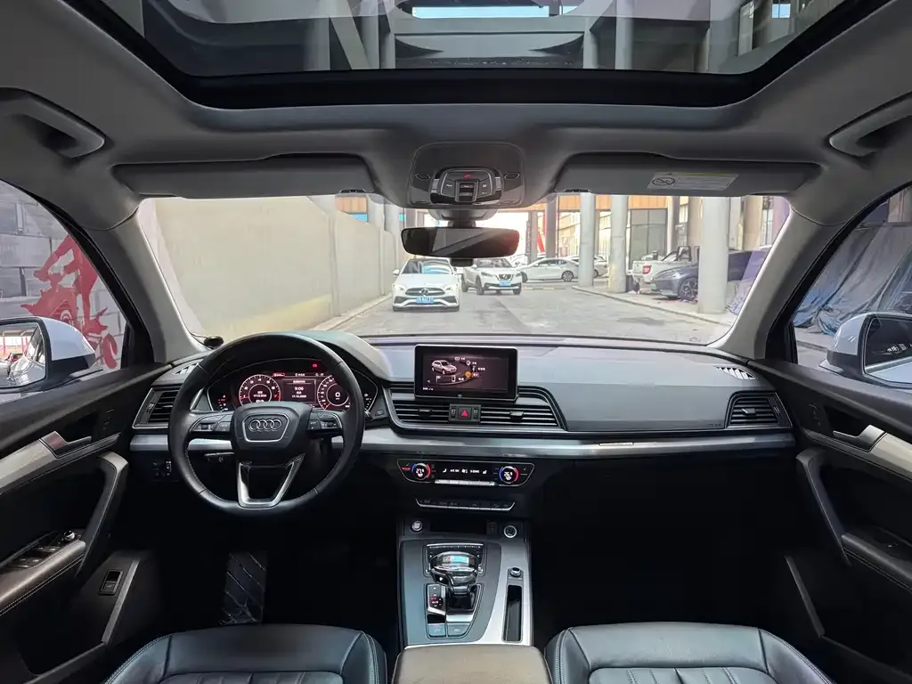 Audi Q5L 2021 из CN, фото 10