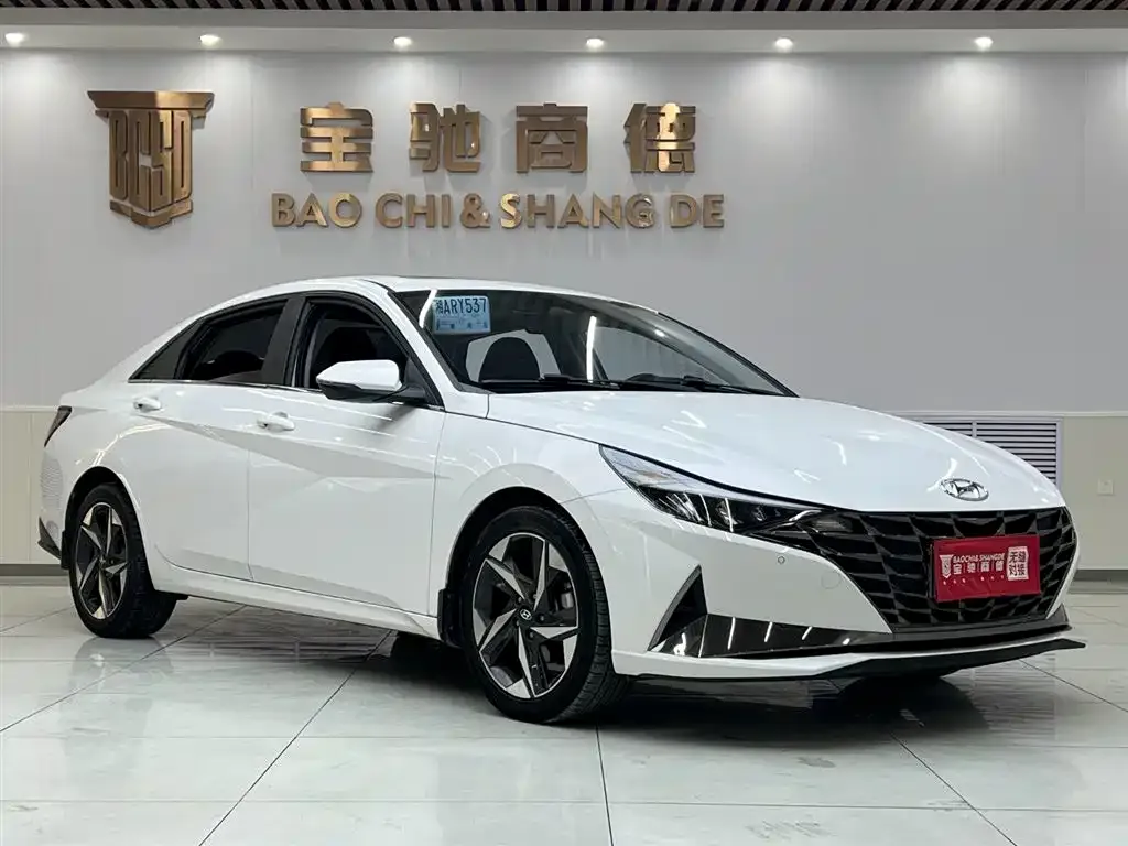 Hyundai Elantra 2023 из CN, фото 8