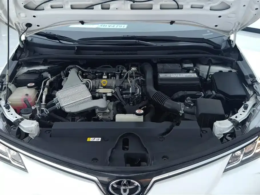 Toyota Corolla — фото 10