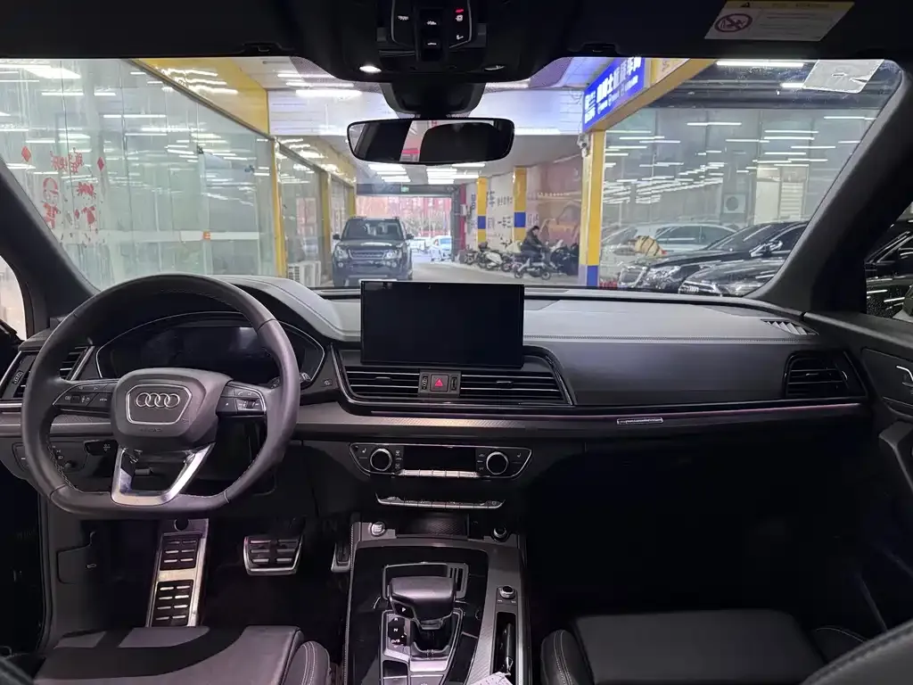 Audi Q5L 2024 из CN, фото 8