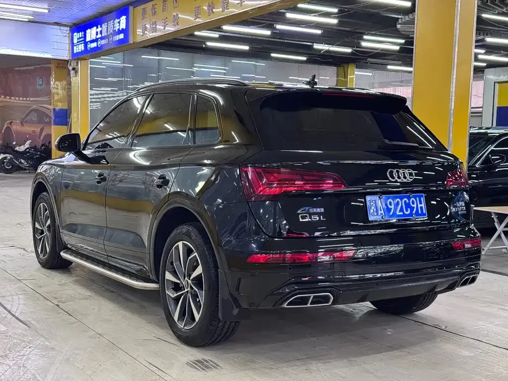 Audi Q5L 2024 из CN, фото 6