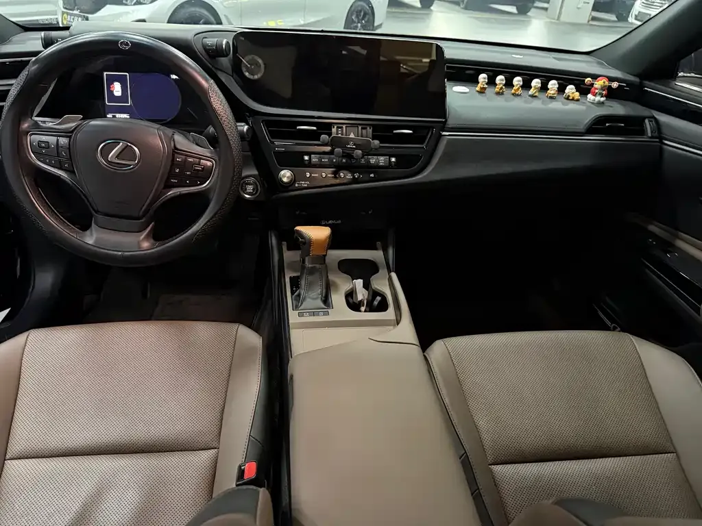 Lexus ES 2023 из CN, фото 6