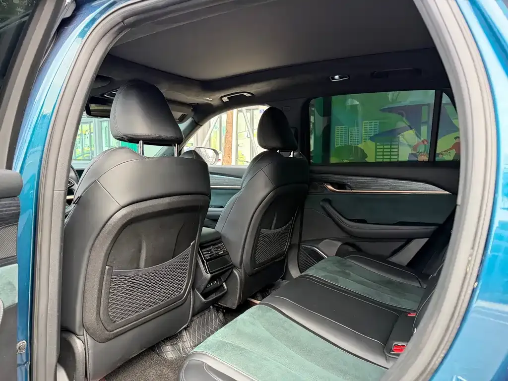 Geely Xingyue L 2023 из CN, фото 8