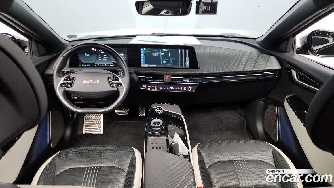 Kia EV6 — фото 7