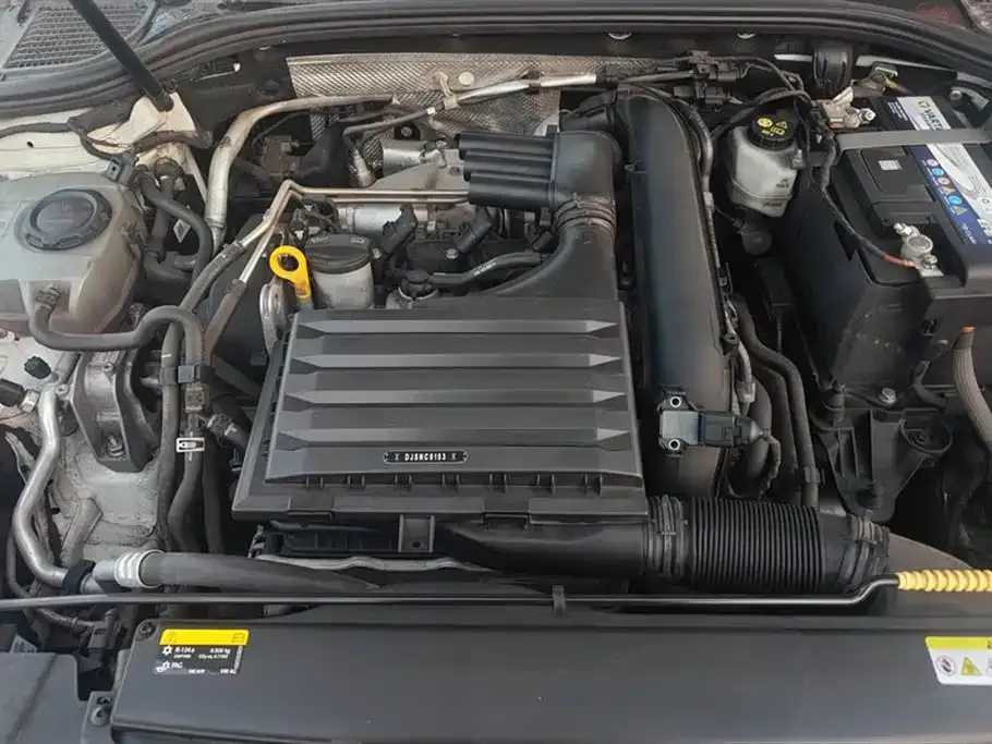 Volkswagen Golf 2021 из CN, фото 10