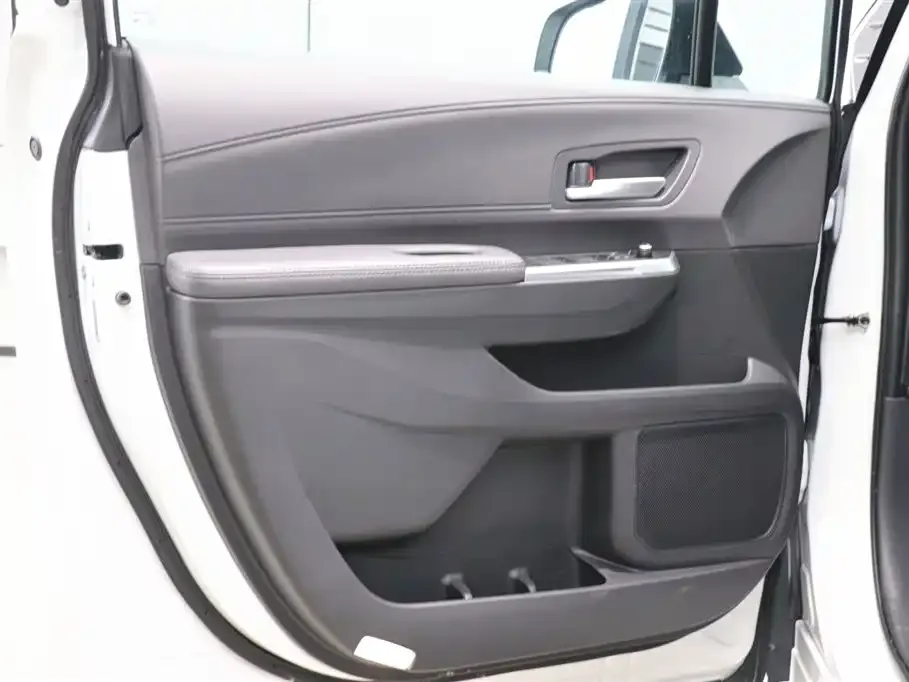 Toyota Sienna 2026 из CN, фото 7