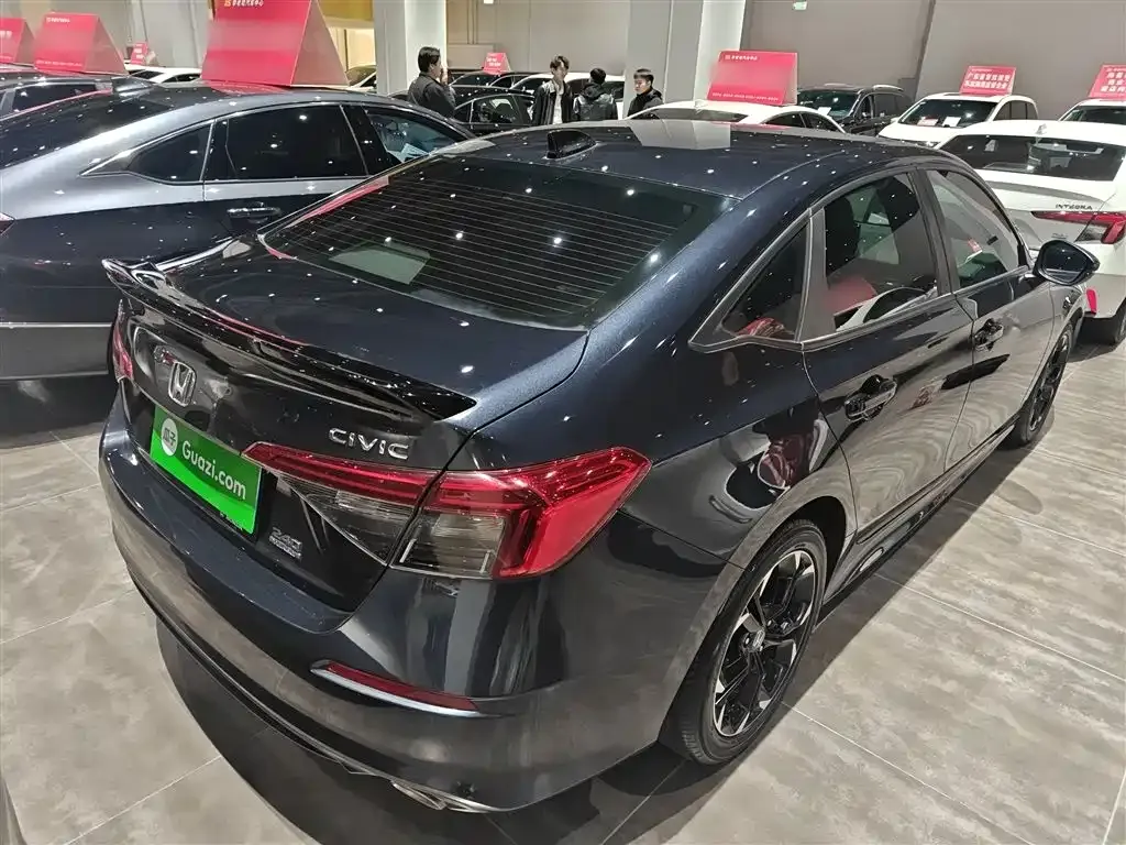 Honda Civic — фото 3