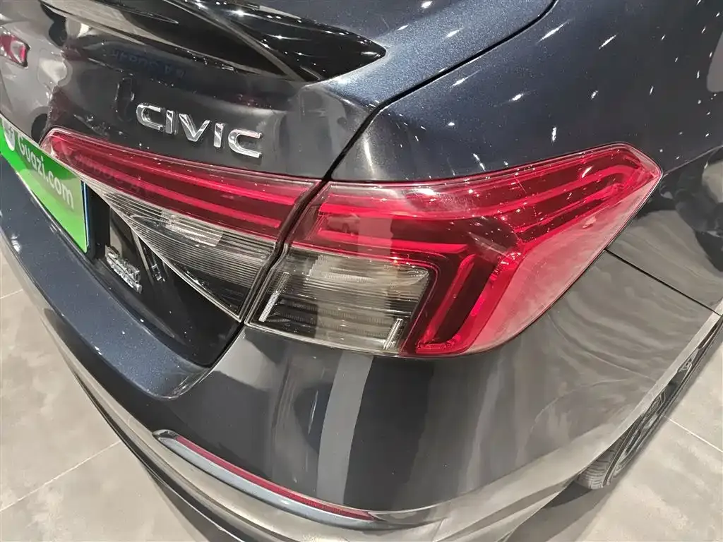 Honda Civic — фото 4