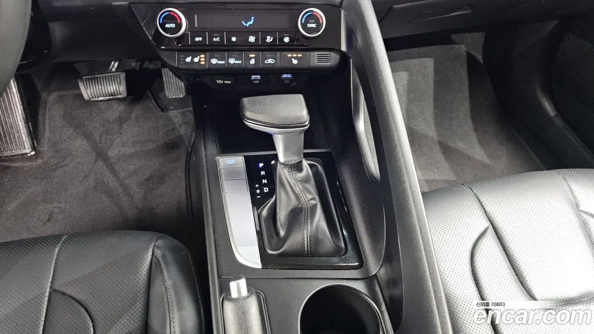 Hyundai AVANTE — фото 9