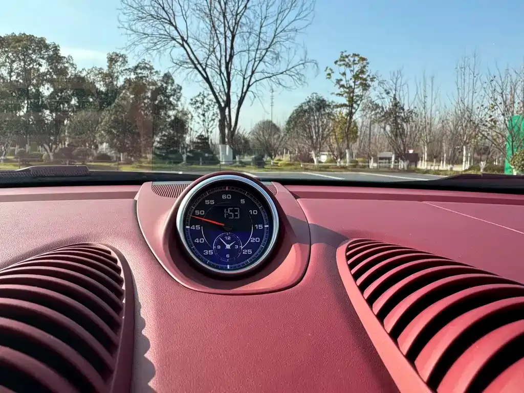 Porsche 718 2024 из CN, фото 8