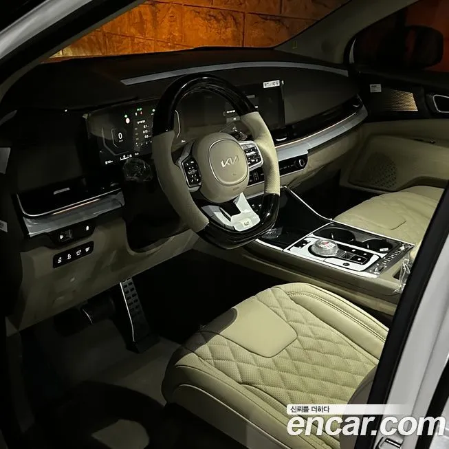 Kia Carnival — фото 1