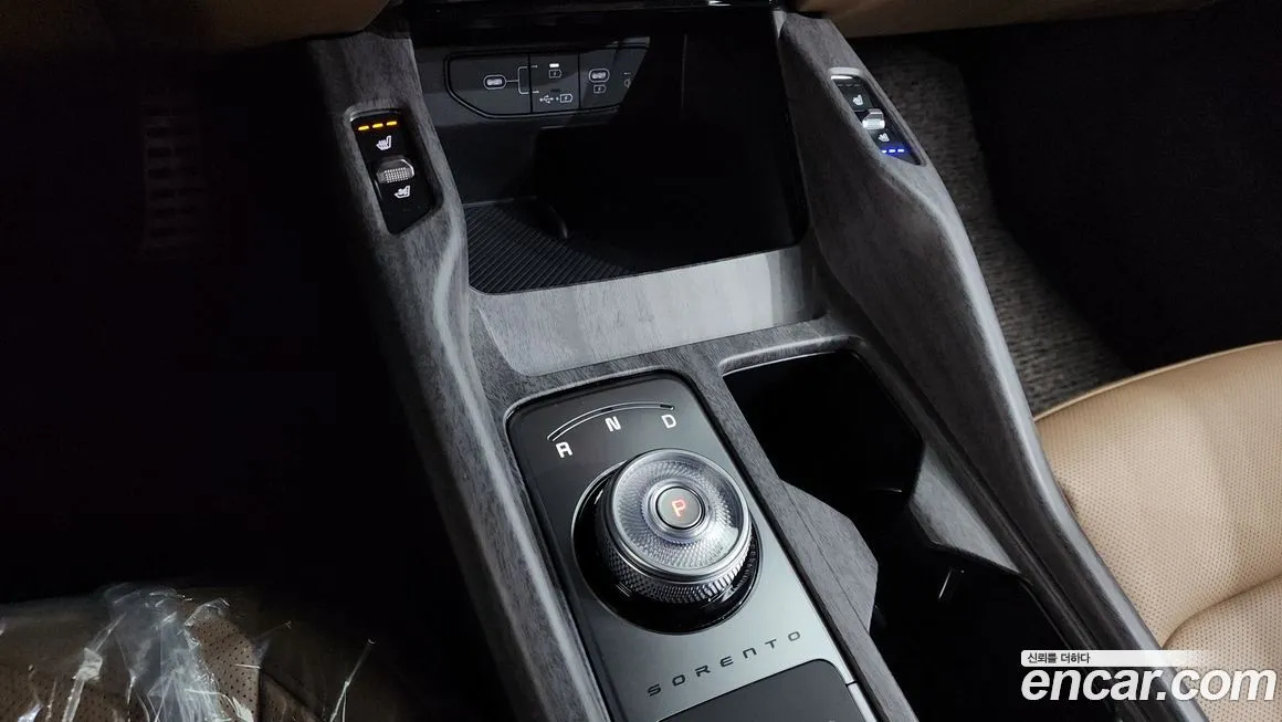Kia Sorento — фото 9