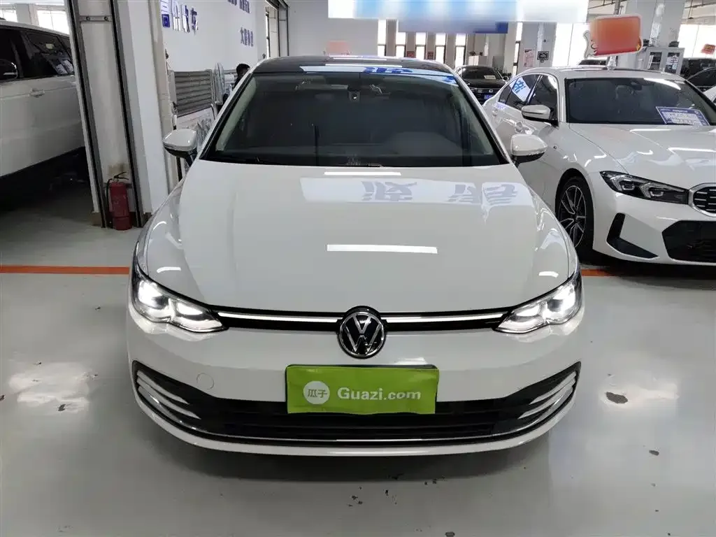 Volkswagen Golf 2022 из CN, фото 3