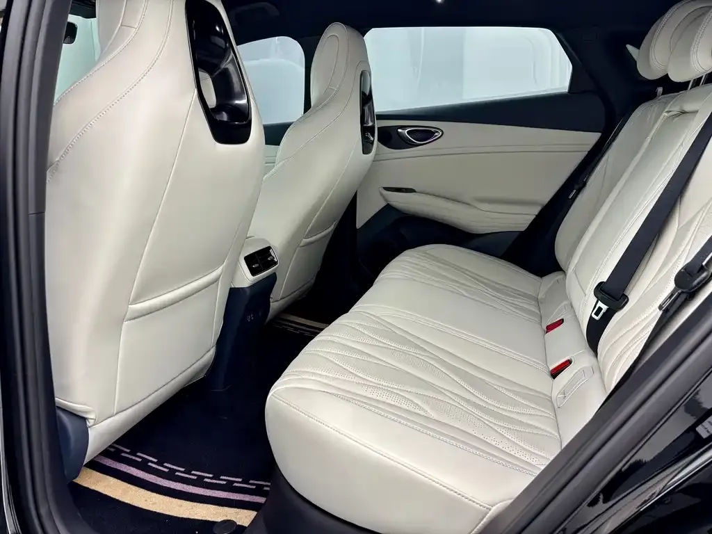 BYD Seal 06GT 2025 из CN, фото 6