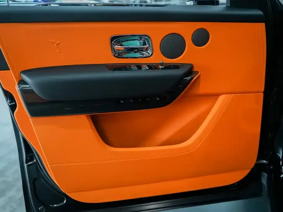 Rolls-Royce Cullinan 2023 из CN, фото 9