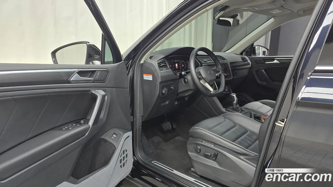Volkswagen Tiguan — фото 7