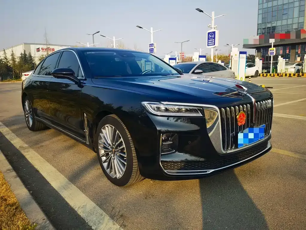 Hongqi H9 — фото 2