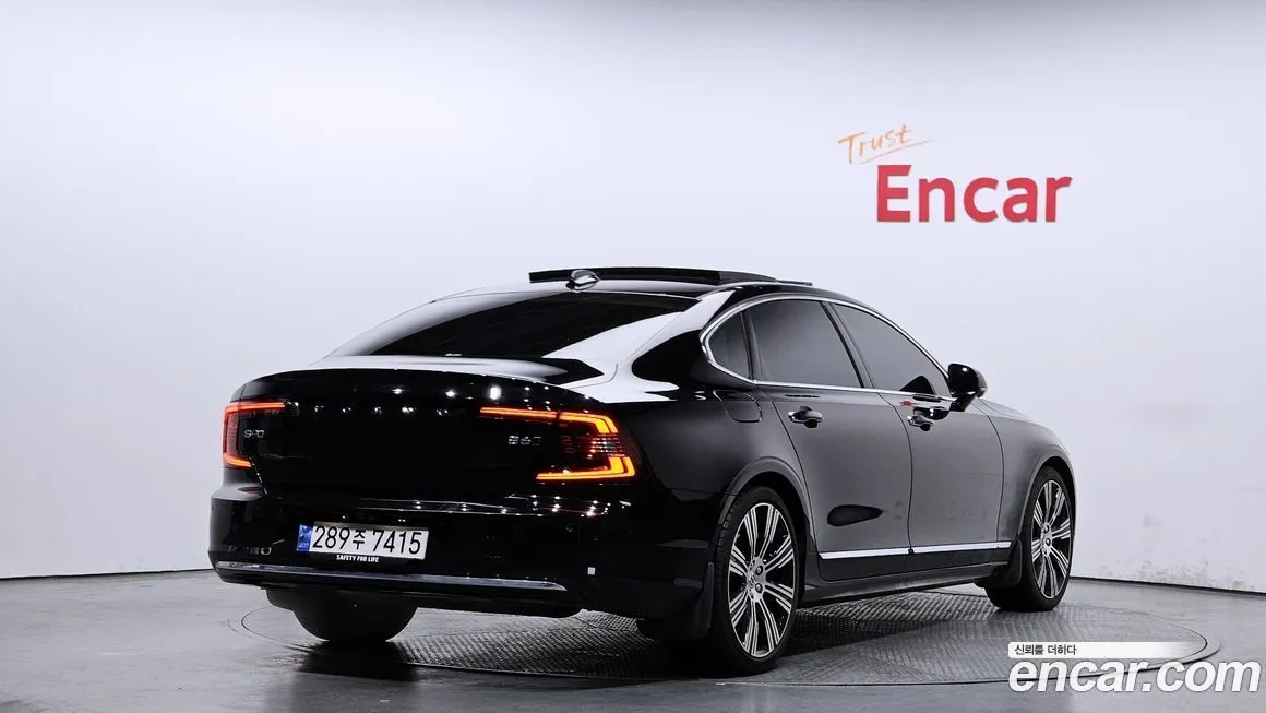 Volvo S90 — фото 4