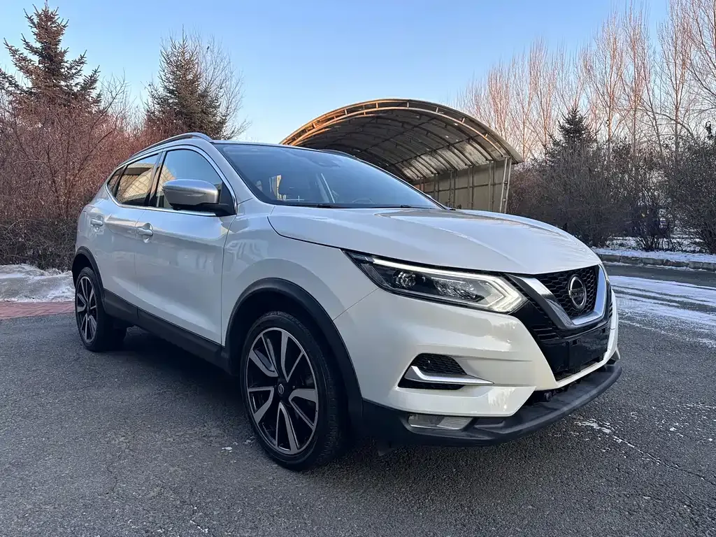 Nissan Qashqai — фото 3