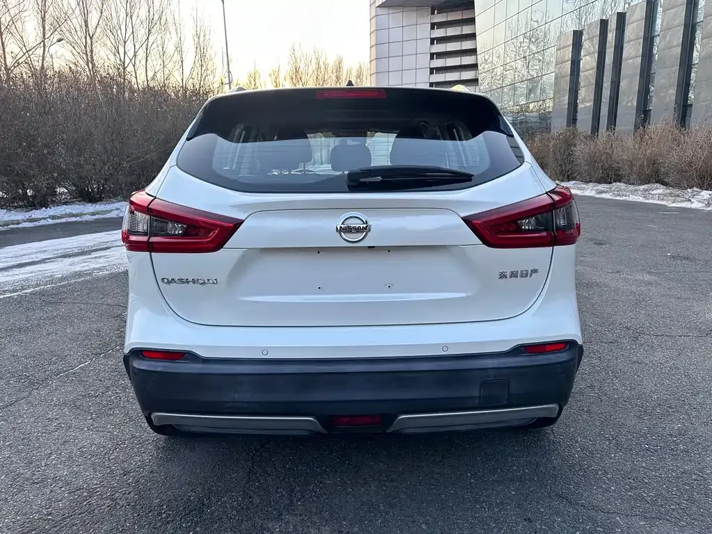 Nissan Qashqai — фото 5