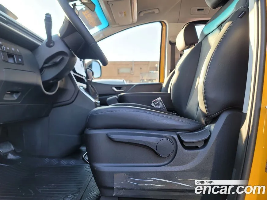 Hyundai Staria 2025 из KR, фото 7