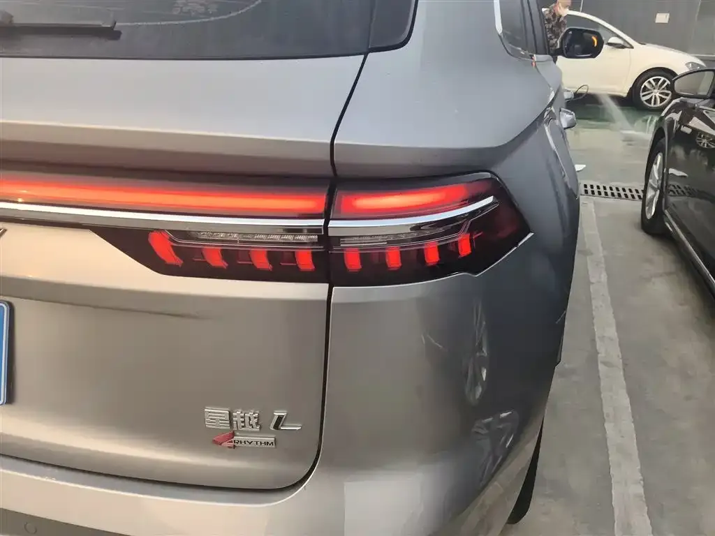 Geely Xingyue L 2023 из CN, фото 8